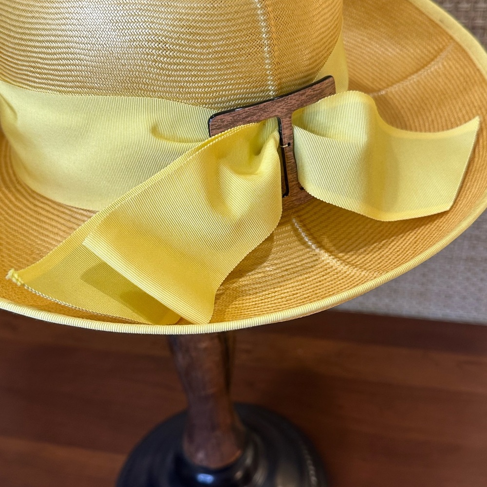🌟2xHP🌟VTG 1950s-60s Canary Yellow Parasisal Fine Straw Boater Hat by The May Co. - Picture 4 of 12